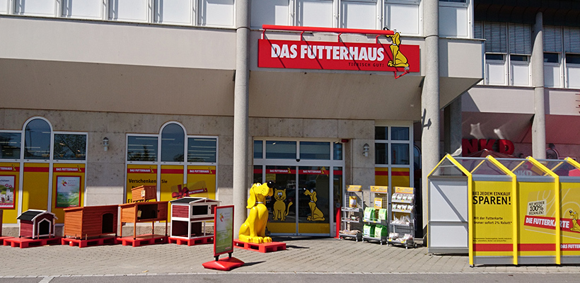 DAS-FUTTERHAUS-Dingolfing-Eingang