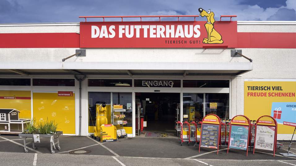 DAS-FUTTERHAUS-Dueren-Eingang